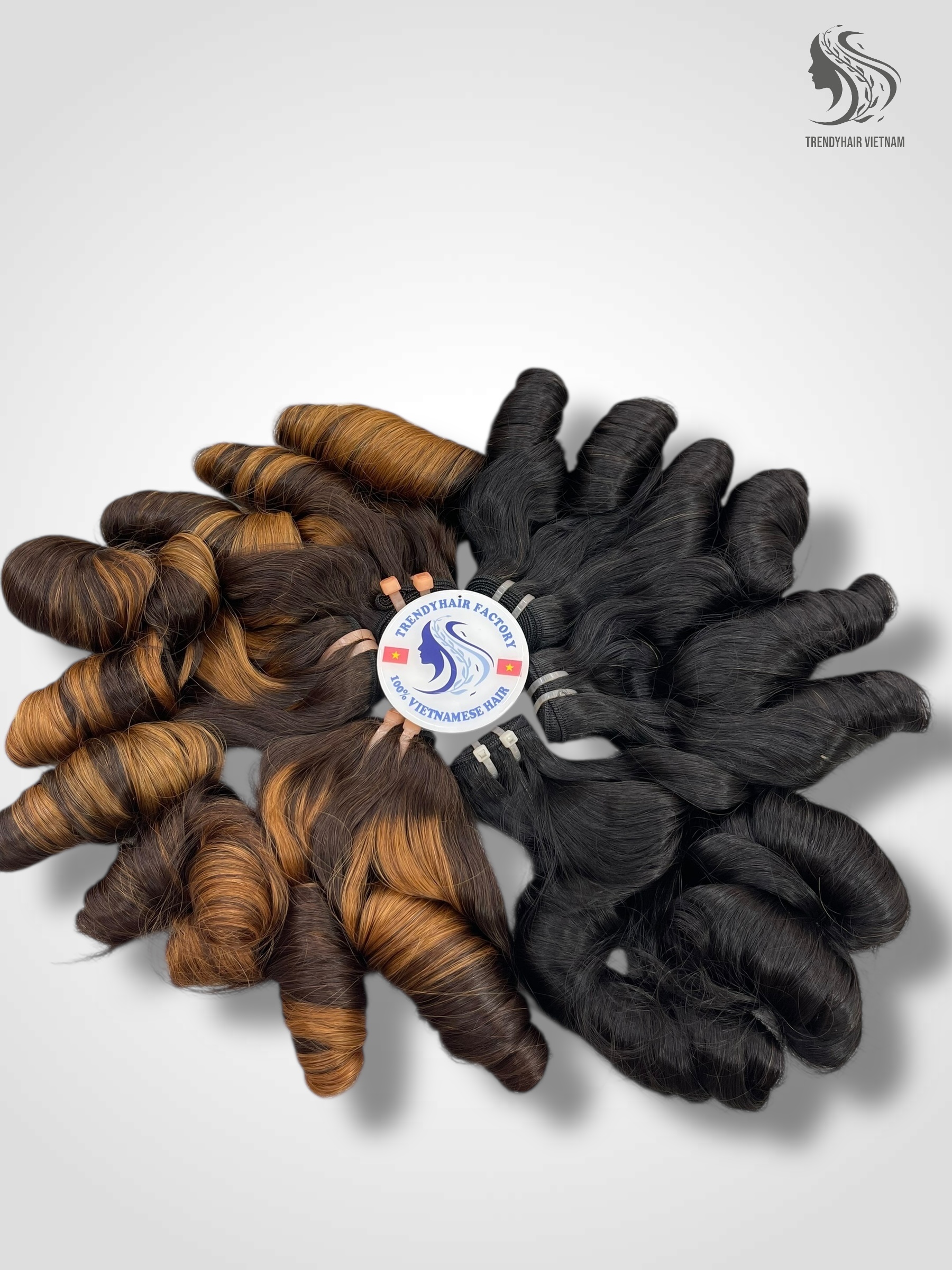 Bouncy Black Color And Colored Human Hair Bundles 100 Grams