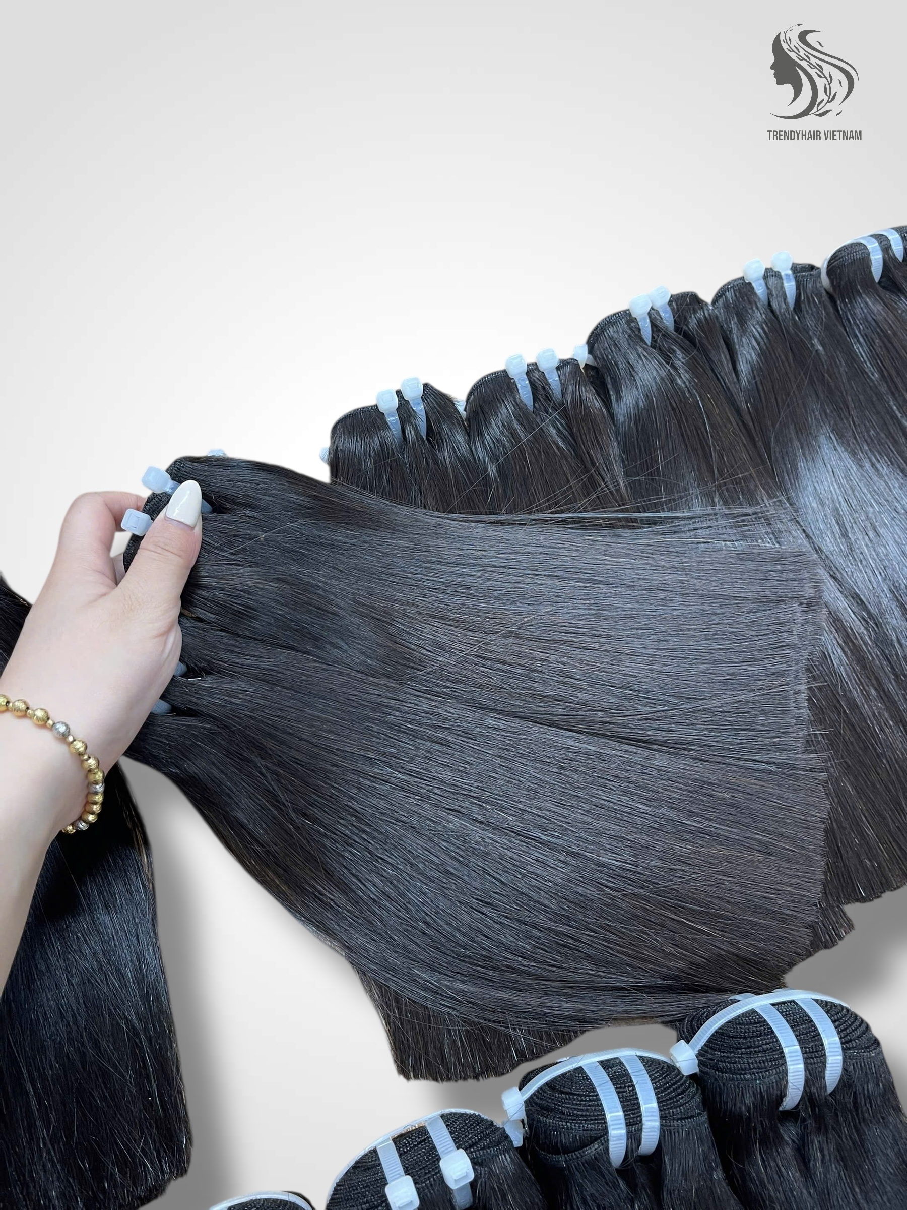 Straight Black Color And Colored Human Hair Bundles 100 Grams