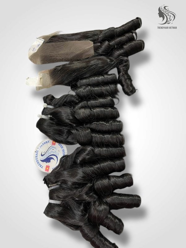 Bouncy Black Color And Colored Human Hair Bundles 100 Grams