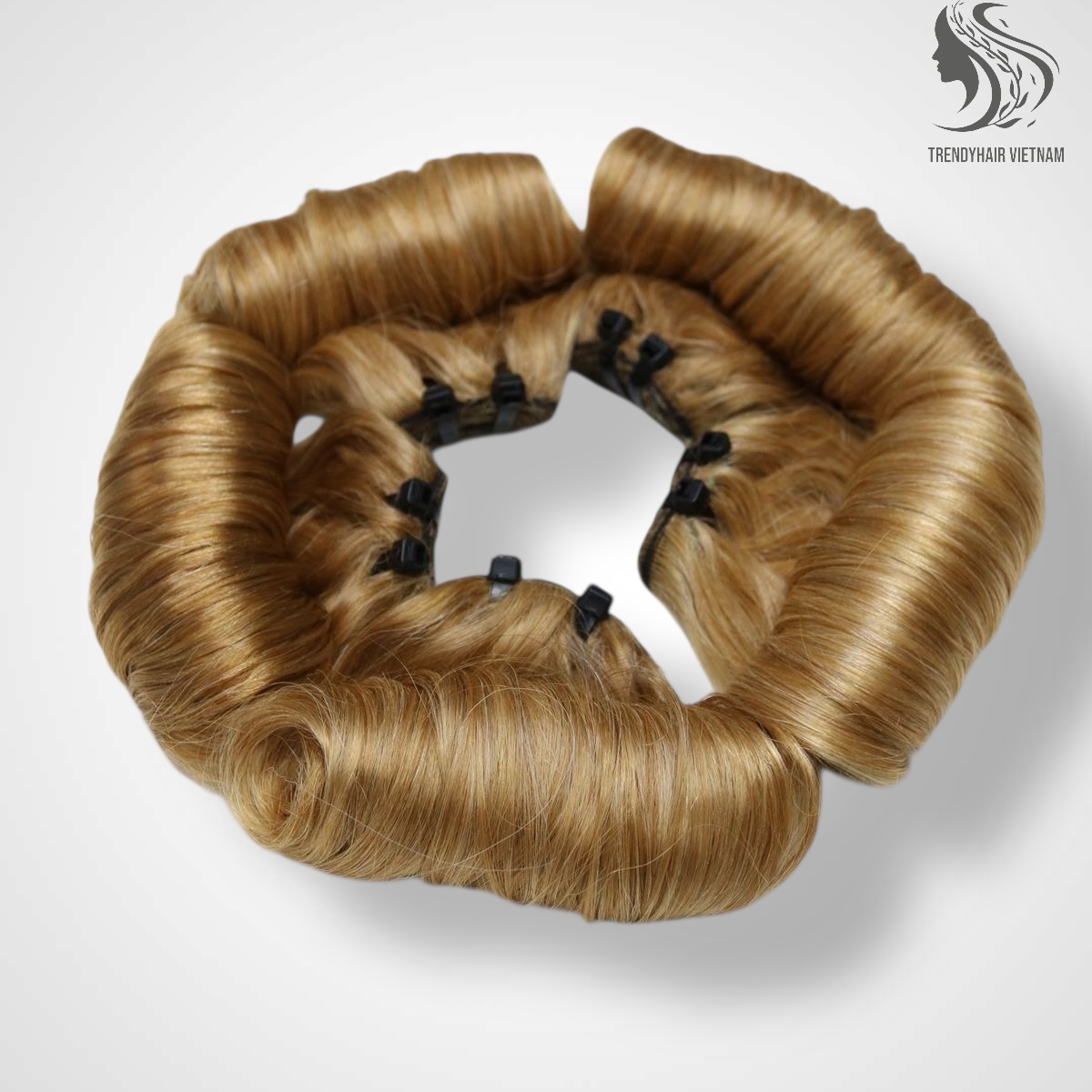 Egg Curl Black Color And Colored Human Hair Bundles 100 Grams